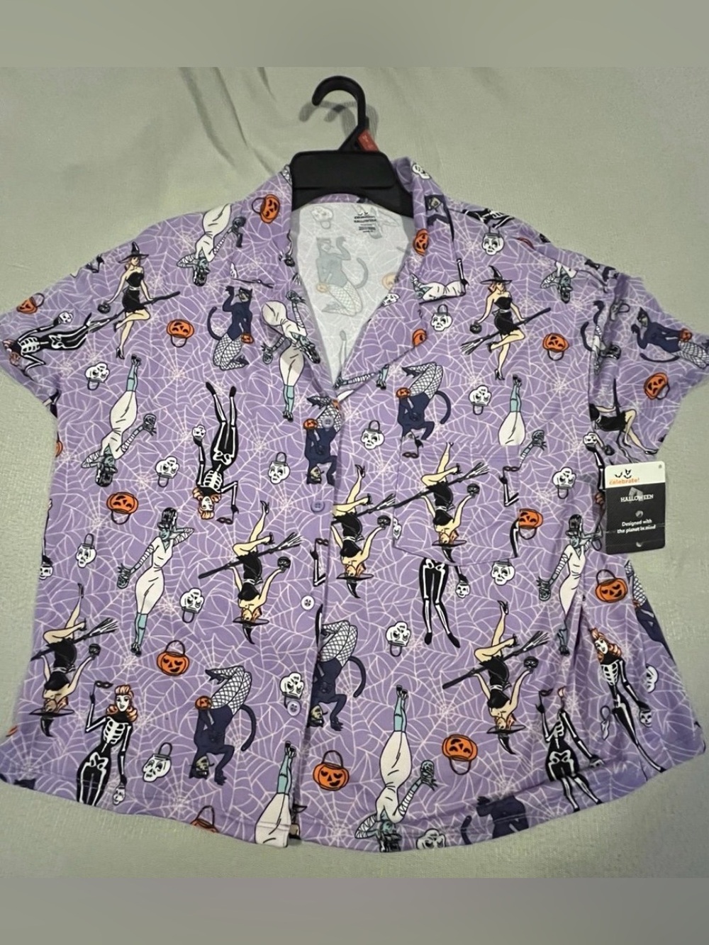 Halloween Women’s Printed Notched Top Pajama from Way to Celebrate, Size-M(8-10)